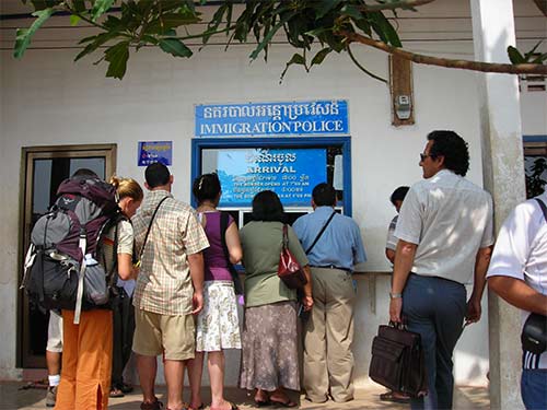 immigration at the koh kong / thai border