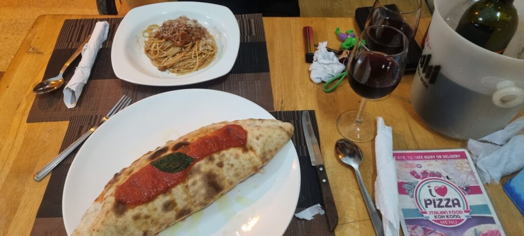 Bopha Night Bar Koh Kong