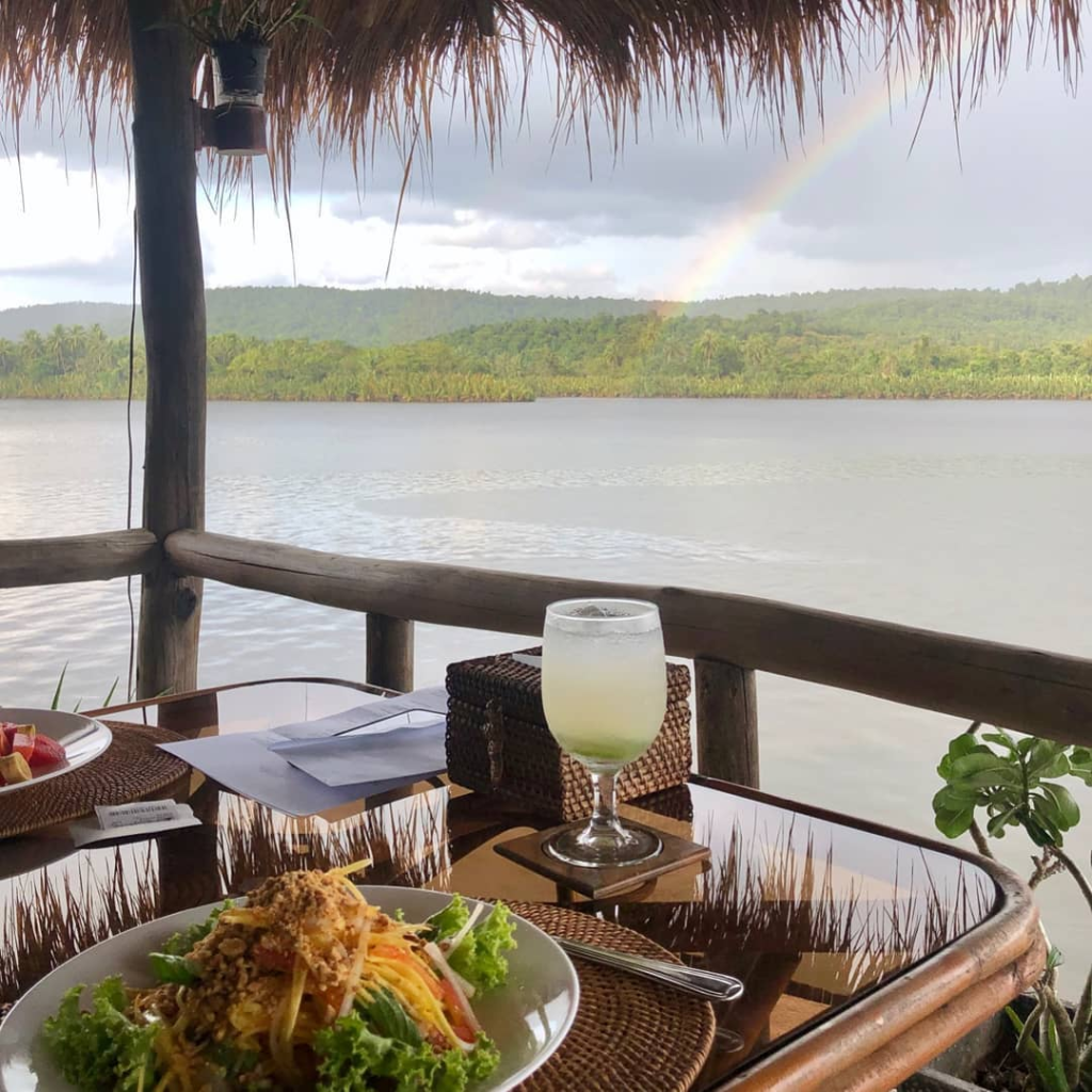 tatai riverfront resort koh kong cambodia