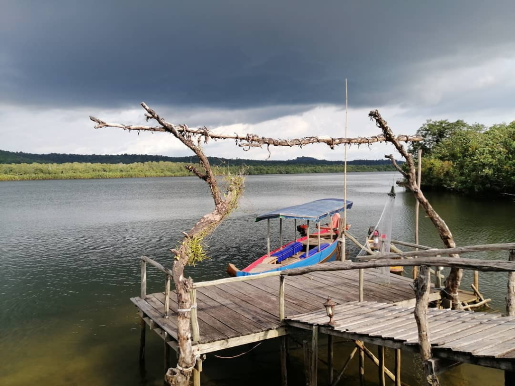 tatai riverfront resort koh kong cambodia