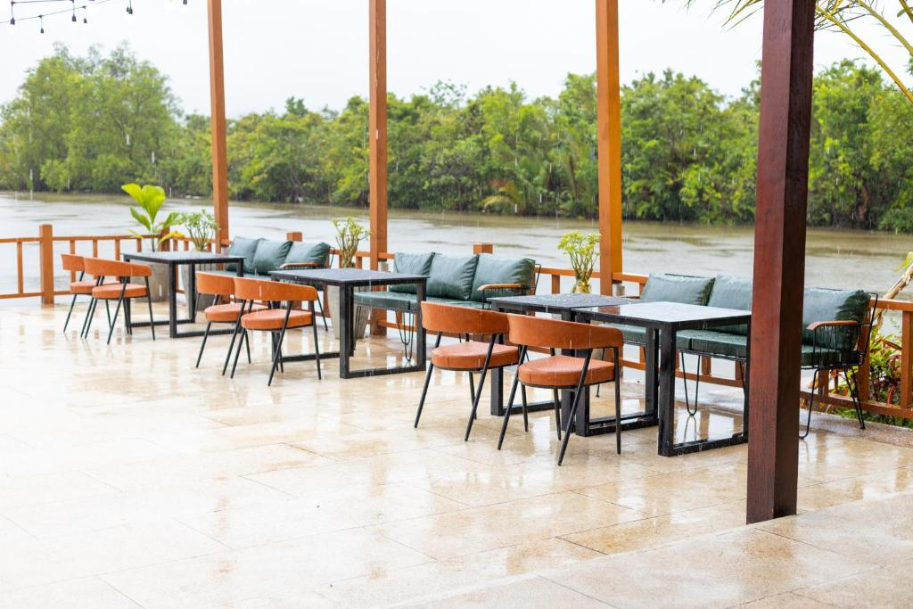 ss villa sre ambel koh kong cambodia